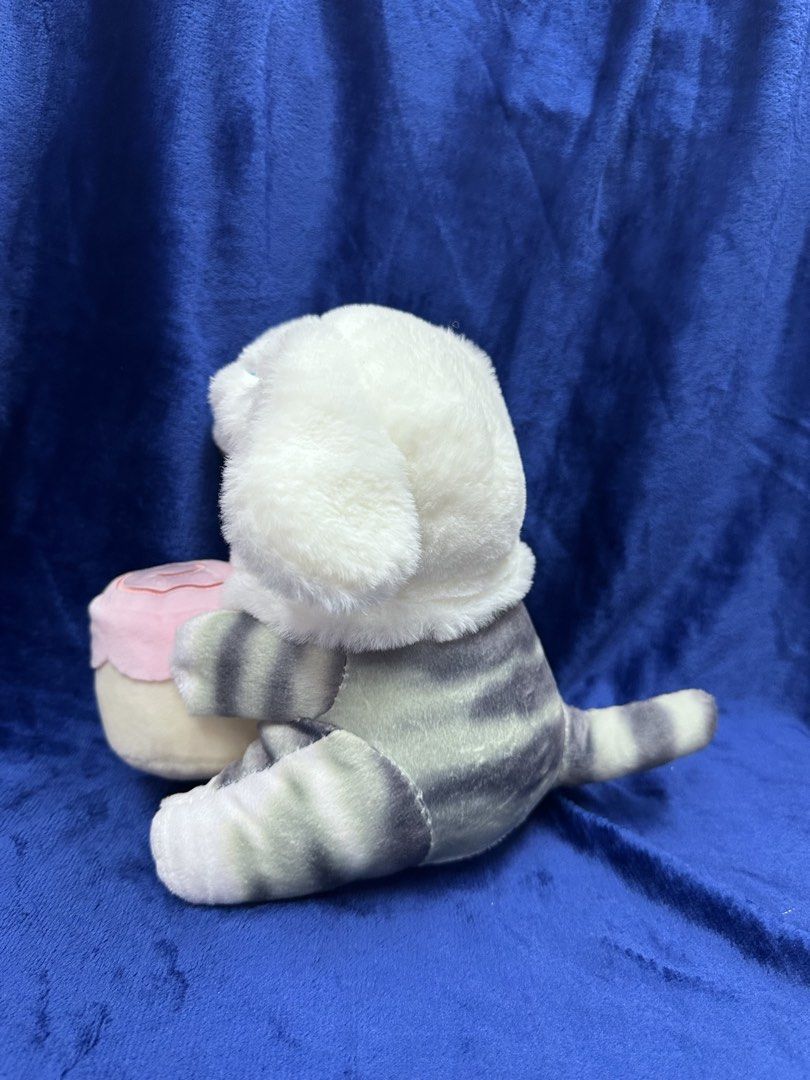 Mofusand Cinnamoroll Collab (Category: Plushies & Soft Toys) located in Manila. Submitted by rinasclutter (Listing ID 1438026365, Image 3). Description: 🇨🇳 Direct from China ✈️ Brand New and Nice Quality 💯✨ 📏 25cm size — sakto pang-display or collection 🫶 .