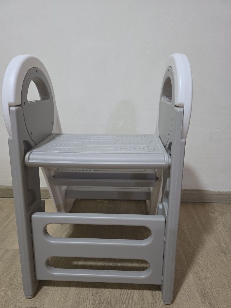 Multipurpose stool (Category: Other Kids Furniture) located in Singapore. Submitted by jeslyn92 (Listing ID 1438043367, Image 2). Description: - Multipurpose stool for kids. - Helps children reach sinks, shelves, and toilets. - Safe and stable design. - Can be used as a regular stool. - Need space thats why clearing - barely used Self collect: Jurong west (pm for details).