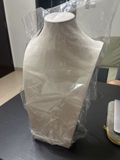 （分類：）位於 。 由 airbob 提交（商品編號 1437961542，圖片 1）。簡介： 。
