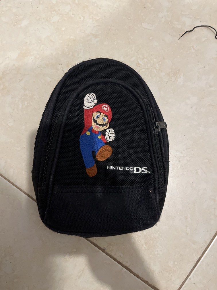 Nintendo ds bag (Category: Nintendo) located in Makati City. Submitted by jackstrades (Listing ID 1438032355, Image 1). Description: Negotiable.