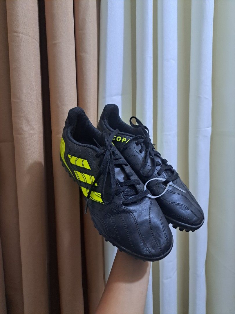 Original football adidas (Category: Babies & Kids Fashion) located in Quezon City. Submitted by kimlynandaya (Listing ID 1437962801, Image 2). Description: .