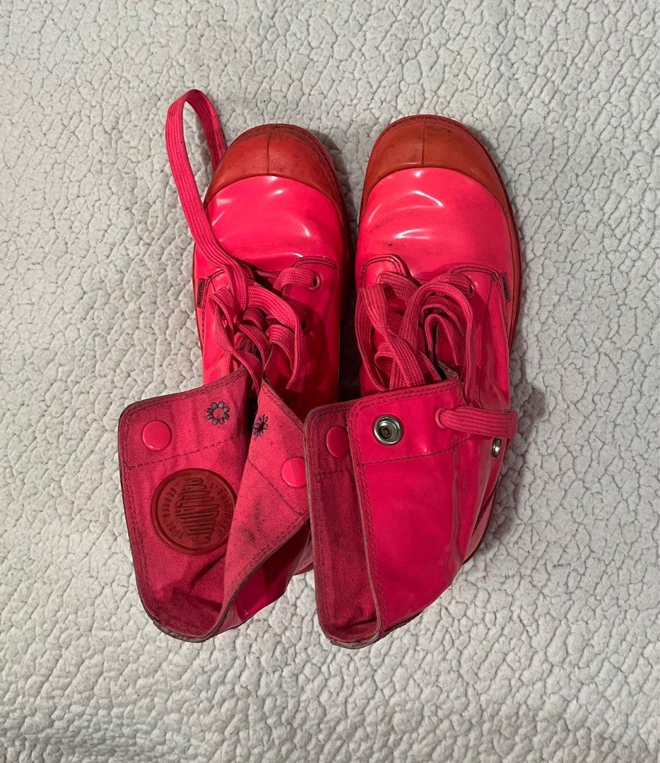 Palladium Neon Pink High Boots (Category: Boots) located in Paranaque City. Submitted by cheesecakeflow (Listing ID 1438033367, Image 3). Description: Palladium Neon Pink High Boots Size 38 US W 7-7 1/2 Bought here in carousell Rfs: decluttering, too many shoes, need funds 💸 .