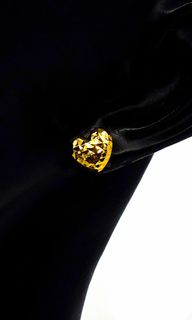(Category: ) located in . Submitted by fashionboxa (Listing ID 1424090600, Image 1). Description: .