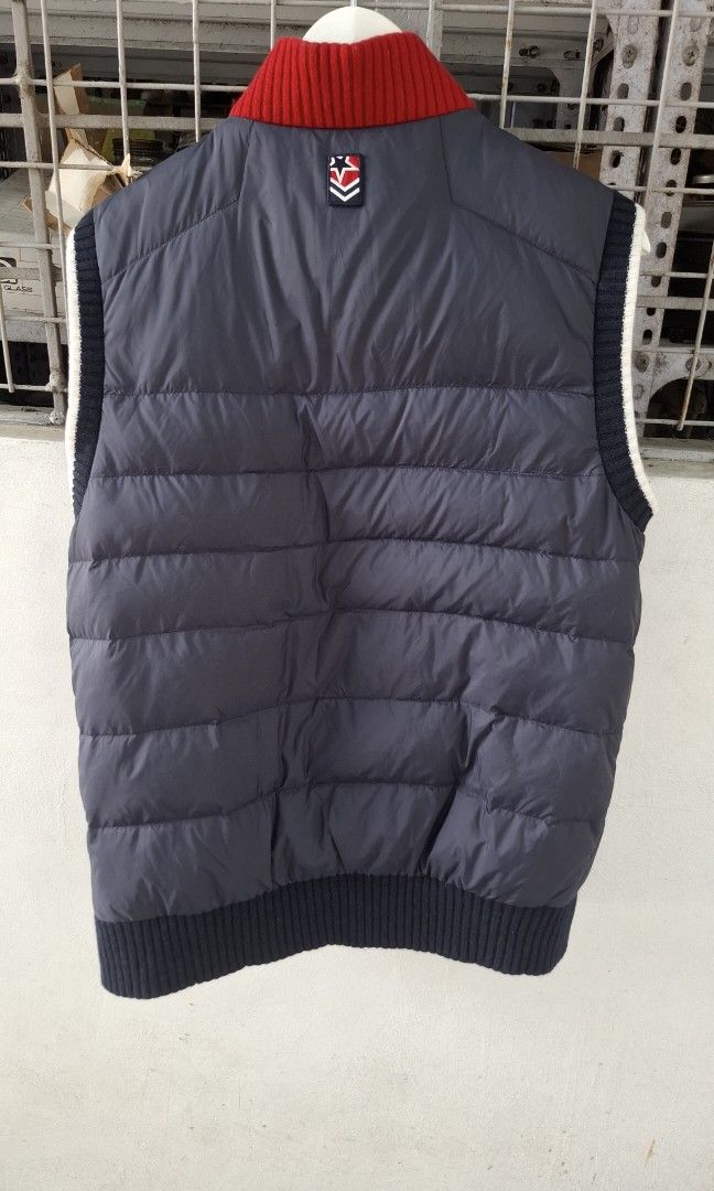 PING PUFFER VEST (Category: Activewear) located in Antipolo. Submitted by goldentiger-ac44 (Listing ID 1438055471, Image 2). Description: PING VEST GOLF SIZE MEDIUM DIMENSIONS 22 BY 28 EXCELLENT CONDITION PRICE 675 ANTIPOLO CITY LOCATION.