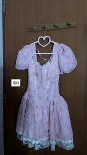 (Category: ) located in . Submitted by thriftabie (Listing ID 1437941966, Image 1). Description: .