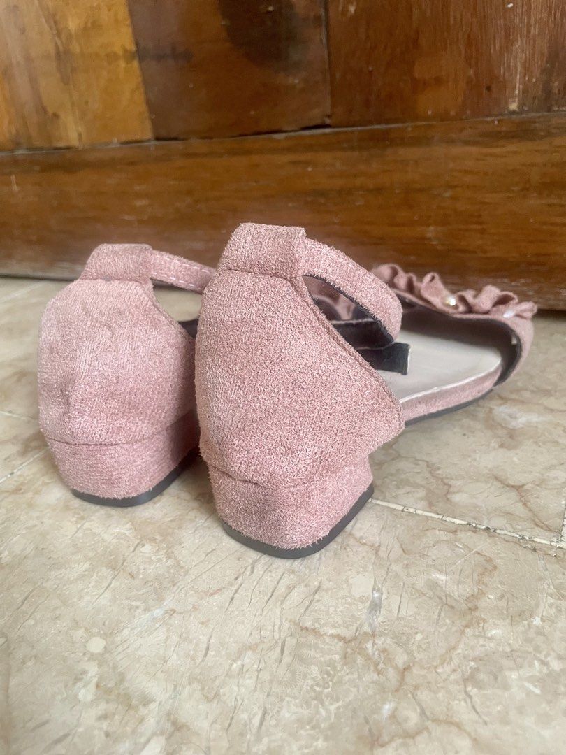 Pink Suede Ruffled Strap Sandals for Kids (Category: Flats & Sandals) located in Quezon City. Submitted by mixeditemsforsale (Listing ID 1438095599, Image 3). Description: - Pink sandals - Ruffled strap design with pearl accents - Block heel - Ankle strap with buckle closure - Size 31 - Adds elegance to any outfit.