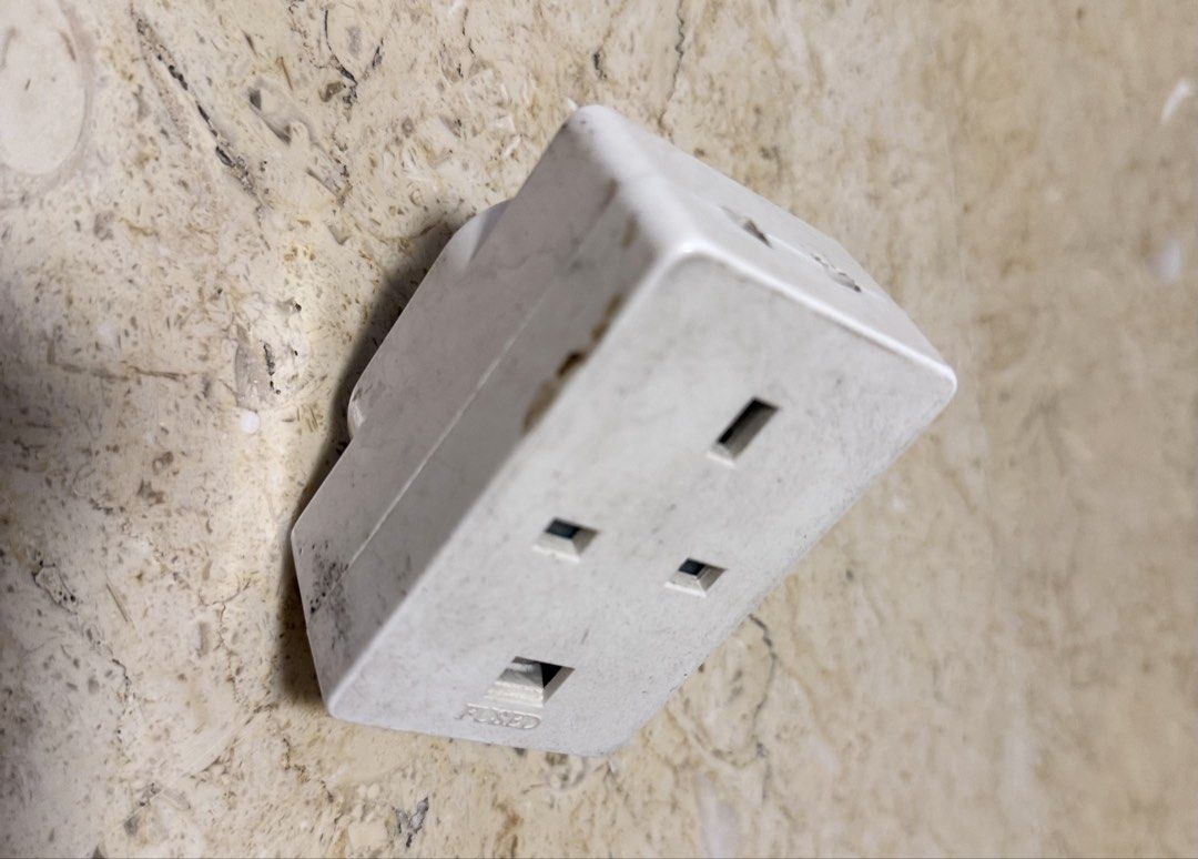 Plug Adapter454596223284039680