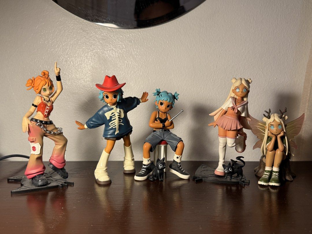 Pop Mart Peach Riot (Category: Designer & Blind Box Toys) located in Manila. Submitted by pakissuwu (Listing ID 1438050703, Image 1). Description: As a set 2,000 If per figurine 450 each Frankie Diva ❌ Frankie the rhythm (missing one drum stick) can give a discount for this Gigi Popstar Poppy Cutie Poppy Tree Slump No more boxes but will wrap individually in bubble wrap when shipped out Complete with respective Cards.