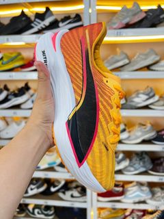 (Category: ) located in . Submitted by soletrip_footwear_trading (Listing ID 1437950496, Image 1). Description: .