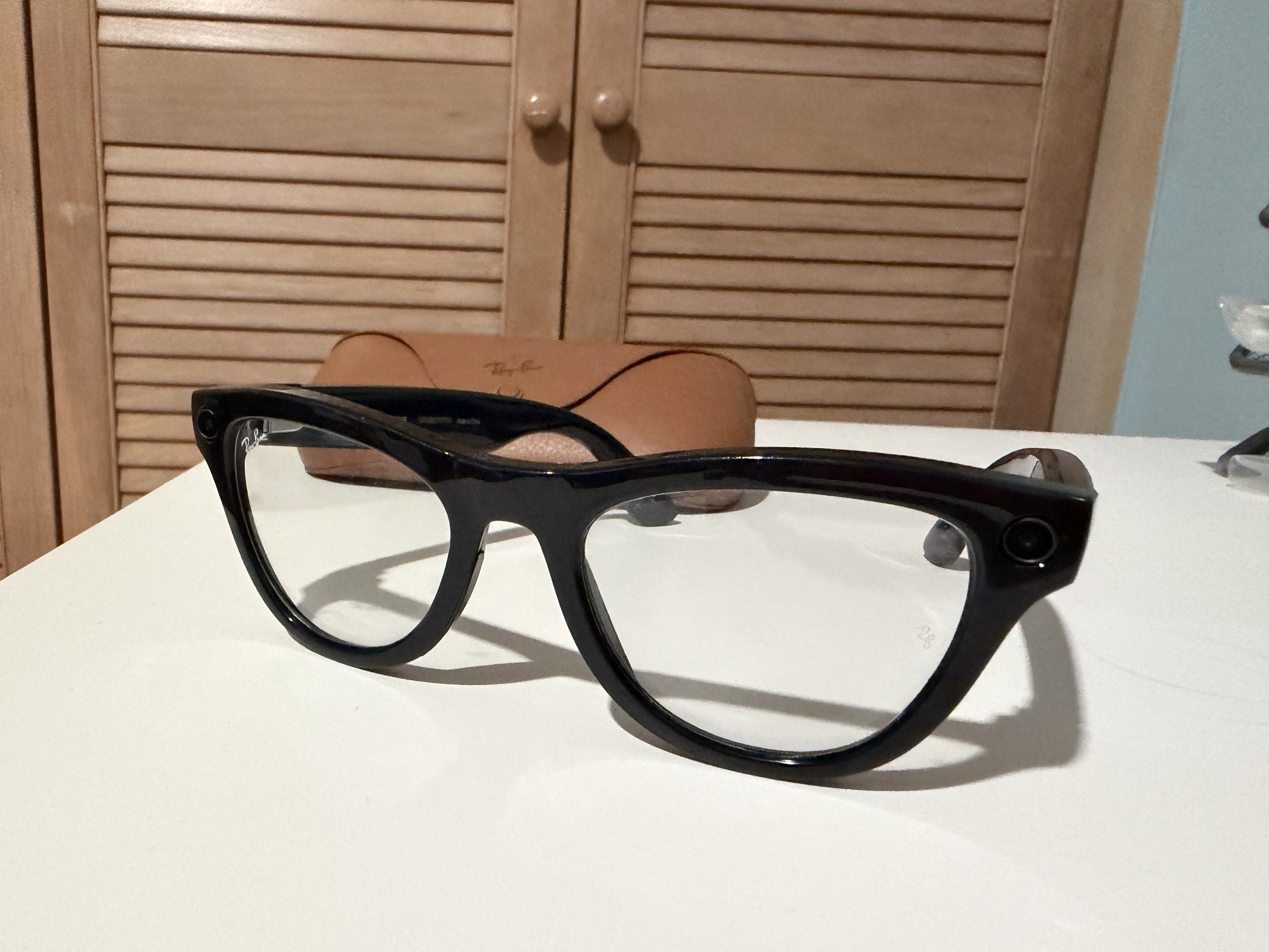 Ray-Ban Meta Smart Glasses - Black455070563487590400