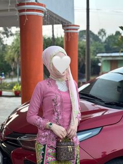 (Category: ) located in . Submitted by prelovedbynurinaa (Listing ID 1430138390, Image 1). Description: .