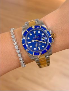 (Category: ) located in . Submitted by _watchesbycm (Listing ID 1438000803, Image 1). Description: .