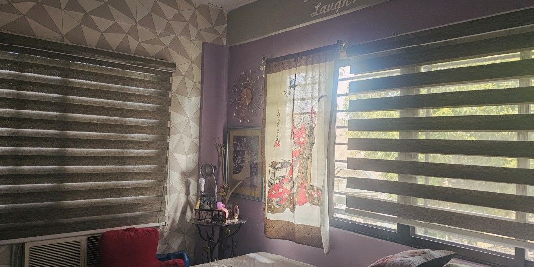 ROLLER BLINDS (Category: Curtains & Blinds) located in Cainta. Submitted by houseofseconds (Listing ID 1437990334, Image 3). Description: selling preloved made to order blinds (pair) set and not online bought.Thick fabric material and quality mechanism.No issue.RFS WILL RENOVATE. SIZE 65 WIDE AND 56 IN LENGHT..