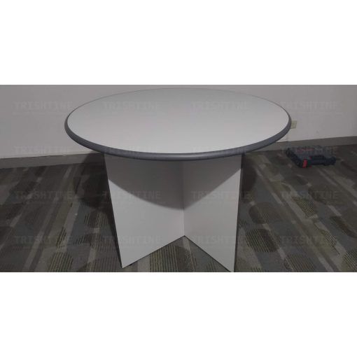 Round White Table mini (Category: Tables & Sets) located in Caloocan City. Submitted by trishtine_jim9 (Listing ID 1437979326, Image 1). Description: - Round white table with a stylish gray border. - Seats up to 4 people. - Available sizes: - Diameter: 80cm or 100cm - Height: 75cm - Unique base design. - Great for small spaces and dining. DISCLAIMER: Price is for Posting Purposes Only.