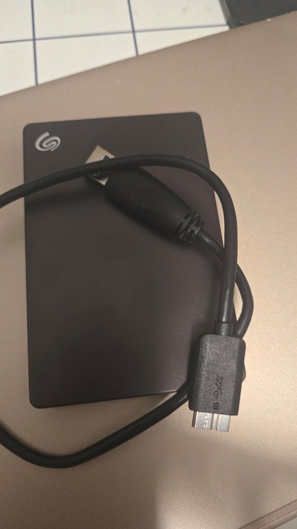 Seagate Portable External Hard Drive454957274004858880
