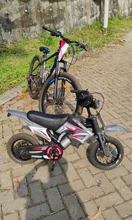 (Kategori: ) berada di . Dikirim oleh QualitySecondShop (ID iklan 1437949546, Gambar 1). Deskripsi: .