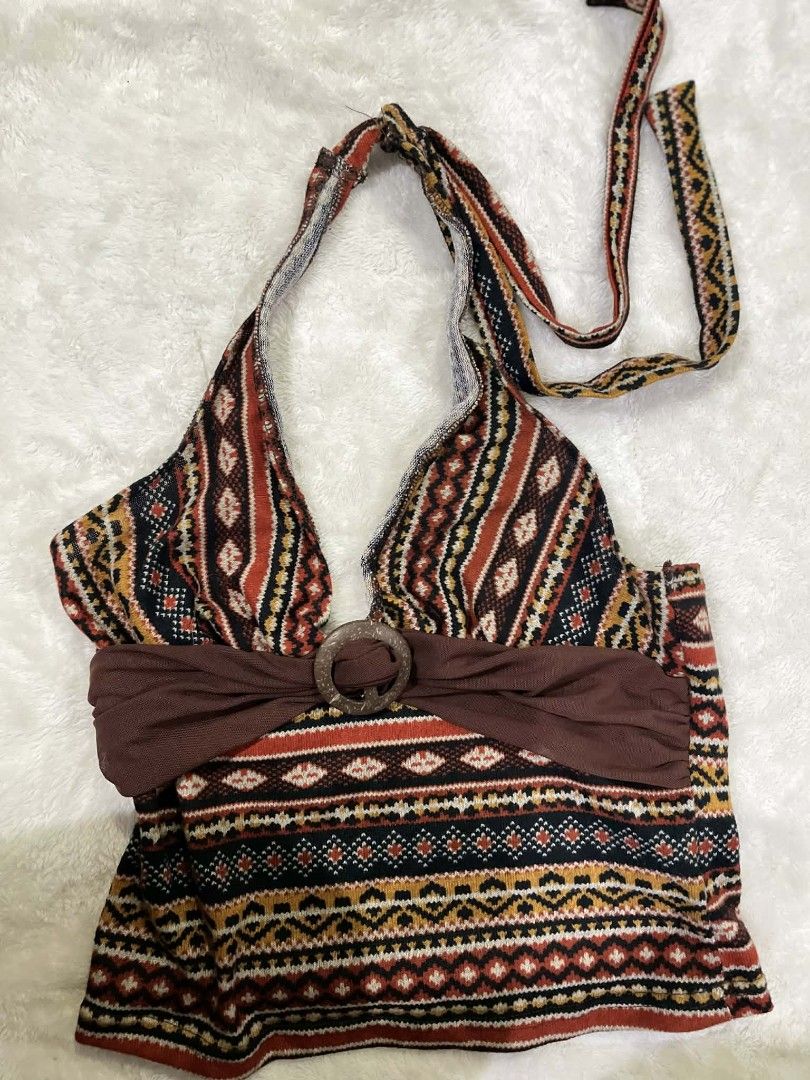 Shein Romwe Summer Top (Category: Others Tops) located in Dagupan City. Submitted by chichi_declutter (Listing ID 1438052705, Image 2). Description: ❤Shein Romwe Hippie ❤Spring / Summer Halter Top ❤Size: M.
