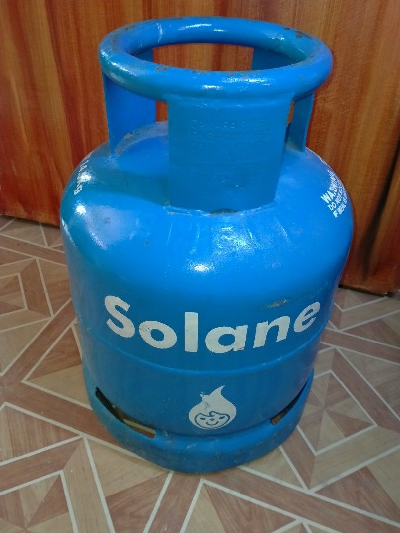 Solane 11kg LPG tank only (Category: Other Kitchenware & Tableware) located in Las Pinas. Submitted by janworks (Listing ID 1437952140, Image 2). Description: - Solane 11kg LPG tank only - Very good condition LPG Tank - Blue color - Available for meetup at SM Southmall, Alabang-Zapote Rd.