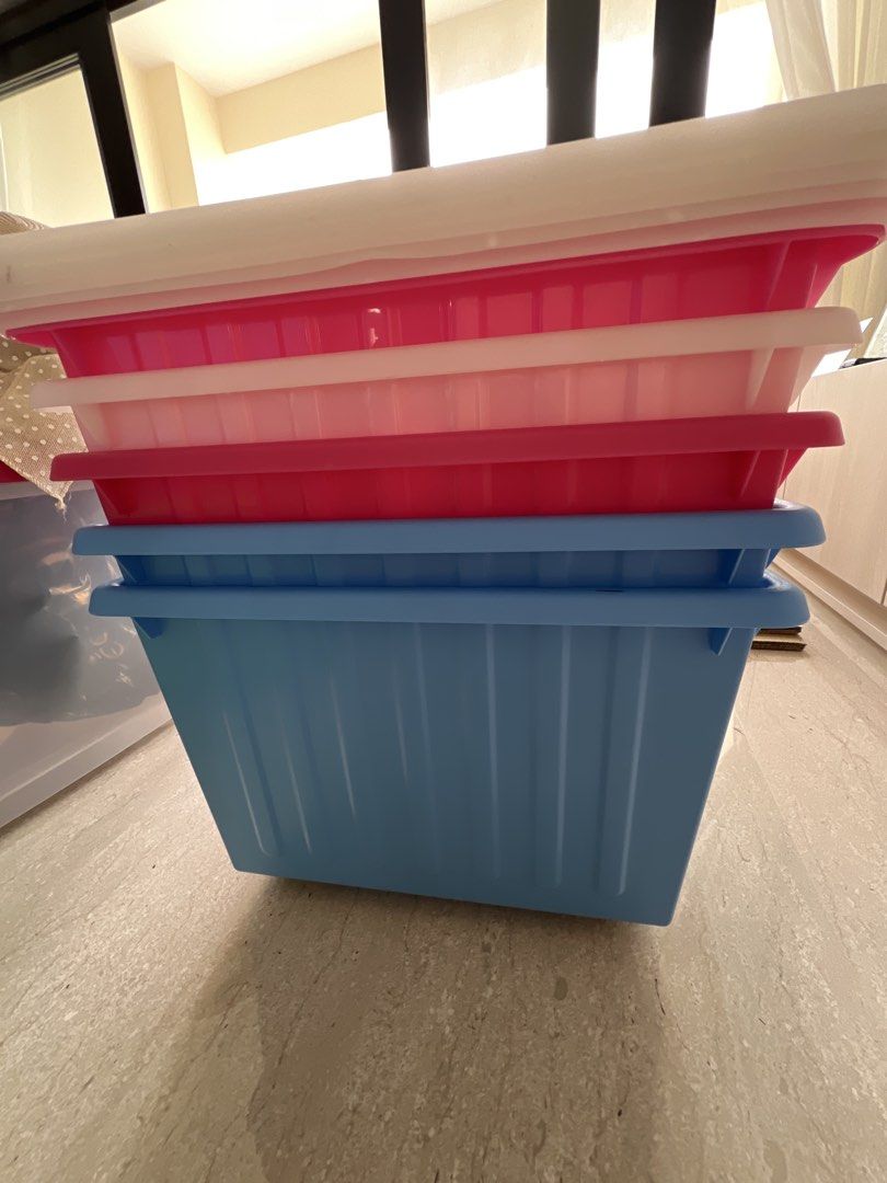 Stackable Plastic Storage Bins454783487621867520