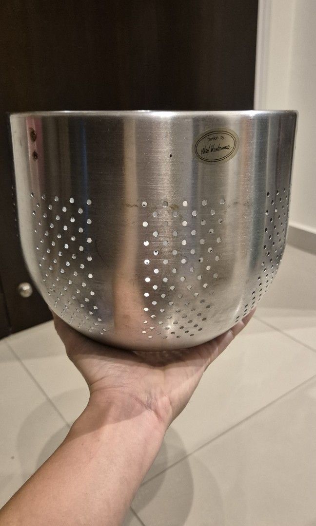 Stainless steel colander455119441767311360