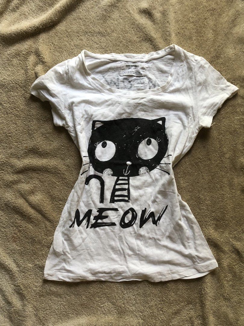 Tide Brand Alt Shirt (Category: Shirts) located in Bulacan. Submitted by kellythrifts (Listing ID 1438008412, Image 1). Description: Small to med.