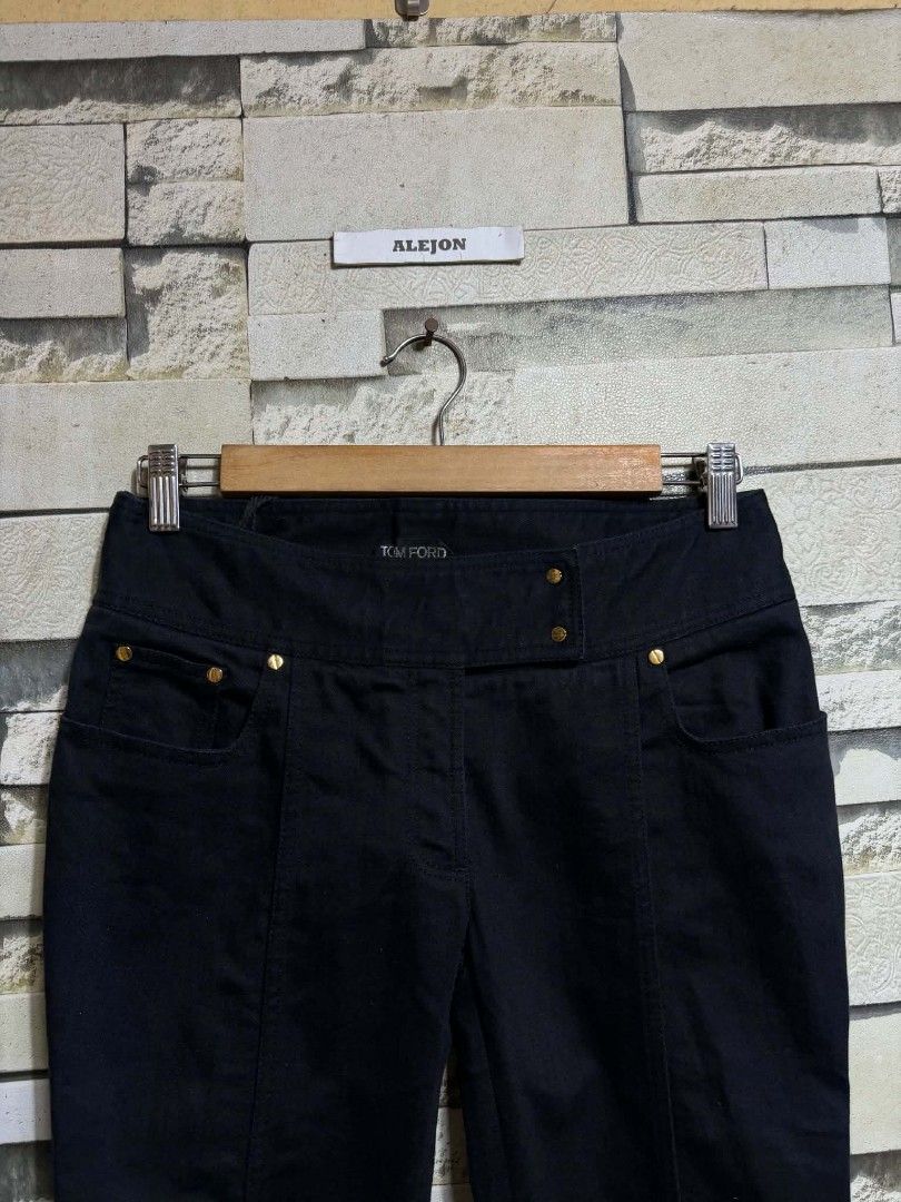 TOM FORD BLACK JEANS GOLD HARDWARE WITH ANKLE ZIP (Category: Jeans) located in Santa Rosa. Submitted by alejon007 (Listing ID 1438037475, Image 3). Description: TOM FORD BLACK JEANS GOLD HARDWARE WITH ANKLE ZIP MADE IN ITALY 🇮🇹 100% Legit Excellent condition Minor issue(missing one piece revit on left back pocket/check pics) No major issues Size 40 fit small womens x 37 inches full length PRIC 1⃣3⃣8⃣0⃣ PM.