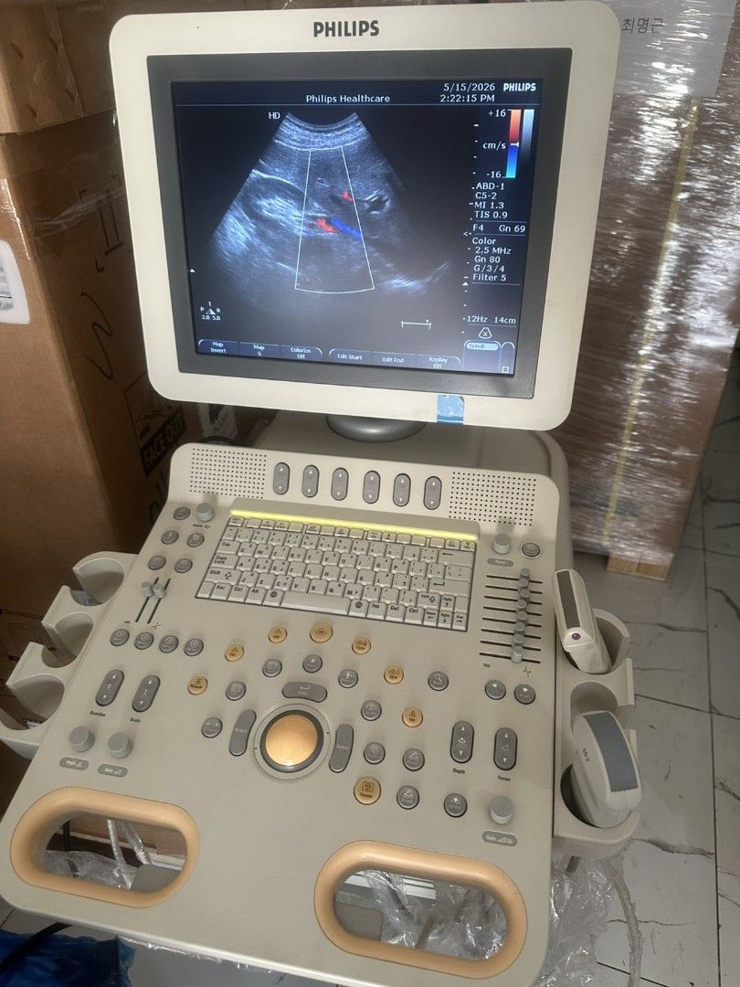 Ultrasound Machine (Category: Medical Supplies & Tools) located in Angeles City. Submitted by ryainramos (Listing ID 1437999425, Image 2). Description: Philips hd7xe Convex and linear.