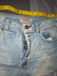 (Category: ) located in . Submitted by thriftlets (Listing ID 1437951430, Image 1). Description: .