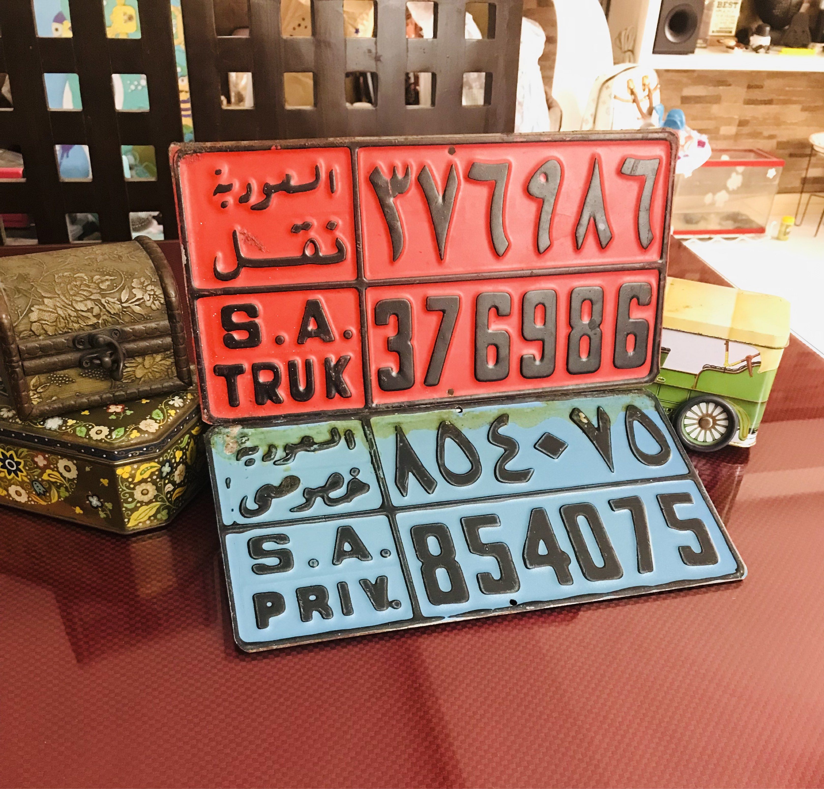 Vintage Gulf Car Plate (Category: Vintage Collectibles) located in Quezon City. Submitted by regiegeorg77224 (Listing ID 1437982160, Image 1). Description: Rare Gulf Blue Private: 3k Rare Gulf Red Transport: 3.5k Take all: 6k 13” x 7” Pressed metal Highly collectible foreign license plate Hard to find 1970s S.A. Plate QC area Lalamove Bank Transfer.