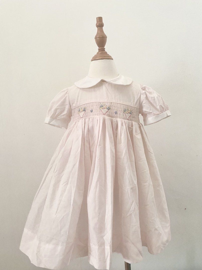 Vintage Smocked Dress (Category: Babies & Kids Fashion) located in Subic. Submitted by merge024 (Listing ID 1437942959, Image 1). Description: 3-4y brandnew w/o tag (nilabhan lang) .
