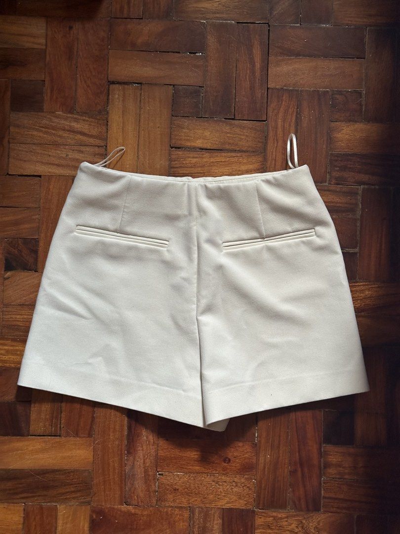 Zara Cream Skort Skirt (Category: Skirts) located in Quezon City. Submitted by cstuff_forsale (Listing ID 1437998424, Image 2). Description: 💌 size xs extra small 💌 rfs: too fit for me 💌 authentic from Zara 💌 no lowballing 💌 loc: quezon city .
