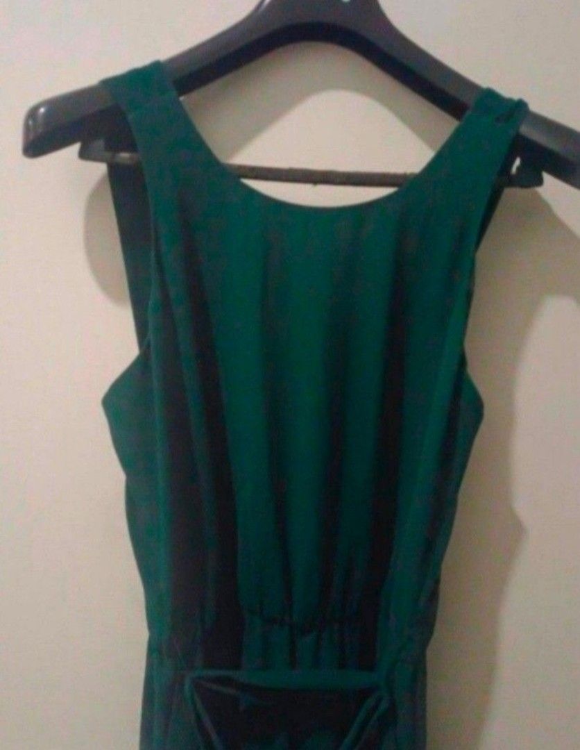 Zara Emerald Green Sleeveless Dress, Women's Fashion, Dresses & Sets, Dresses on Carousell Zara Emerald Green Sleeveless Dress, Women's Fashion, Dresses & Sets, Dresses on Carousell