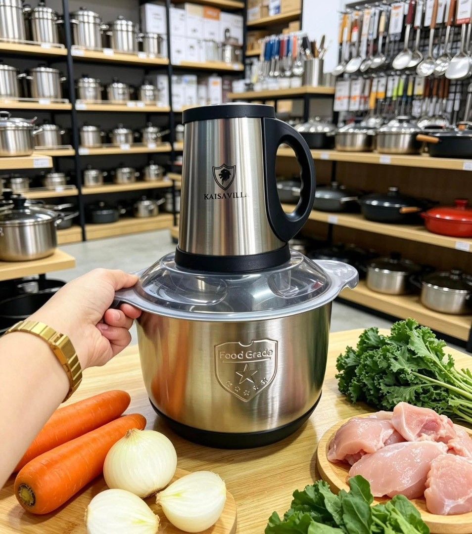 5L food processor (Category: Juicers, Blenders & Grinders) located in Manila. Submitted by lyfrancois14 (Listing ID 1438158124, Image 1). Description: .