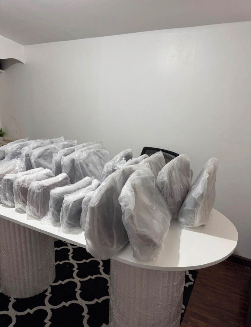 6 Seater Oval Office Desk with Fluted Base (Fluted Table) (Category: Office Furniture & Fixtures) located in Quezon City. Submitted by carminaaramos (Listing ID 1438233831, Image 3). Description: • Onhand, used for 6 mos only. • Well taken care of • Large size, can accommodate 6 pax. • Clean & ready to use. • 75cm height | 190cm length (will confirm) 📍 Infina Towers, Quezon City Landmark: Beside NCBA school/Anonas Station RFS: Switching offices,