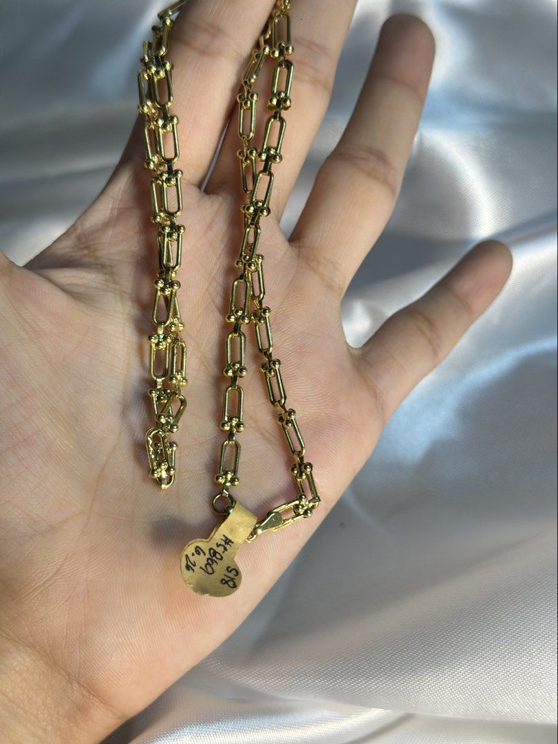 7400 PER GRAM FLAT PAPER CLIP NECKLACE (Category: Necklaces) located in Catarman. Submitted by rizgold (Listing ID 1438176131, Image 1). Description: 7400 PER GRAM FLAT PAPER CLIP NECKLACE 6.26 grams SUBASTA.