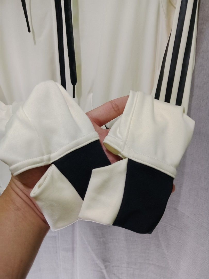 ADIDAS 3 STRIPES CLIMALITE JACKET w HOOD (Category: Coats, Jackets and Outerwear) located in Polomolok. Submitted by getyoswagz03 (Listing ID 1438210345, Image 3). Description: CREAM WHITE COLOR WAY AUTHENTIC WIDTH - 22in LENGTH - 25in EXCELLENT NEED WASH NO MAJOR ISSUE JUST NEED WASH 📌LOCAL SHIPPING (JNT) 🌐INTERNATIONAL SHIPPING DM ME FOR RATES.