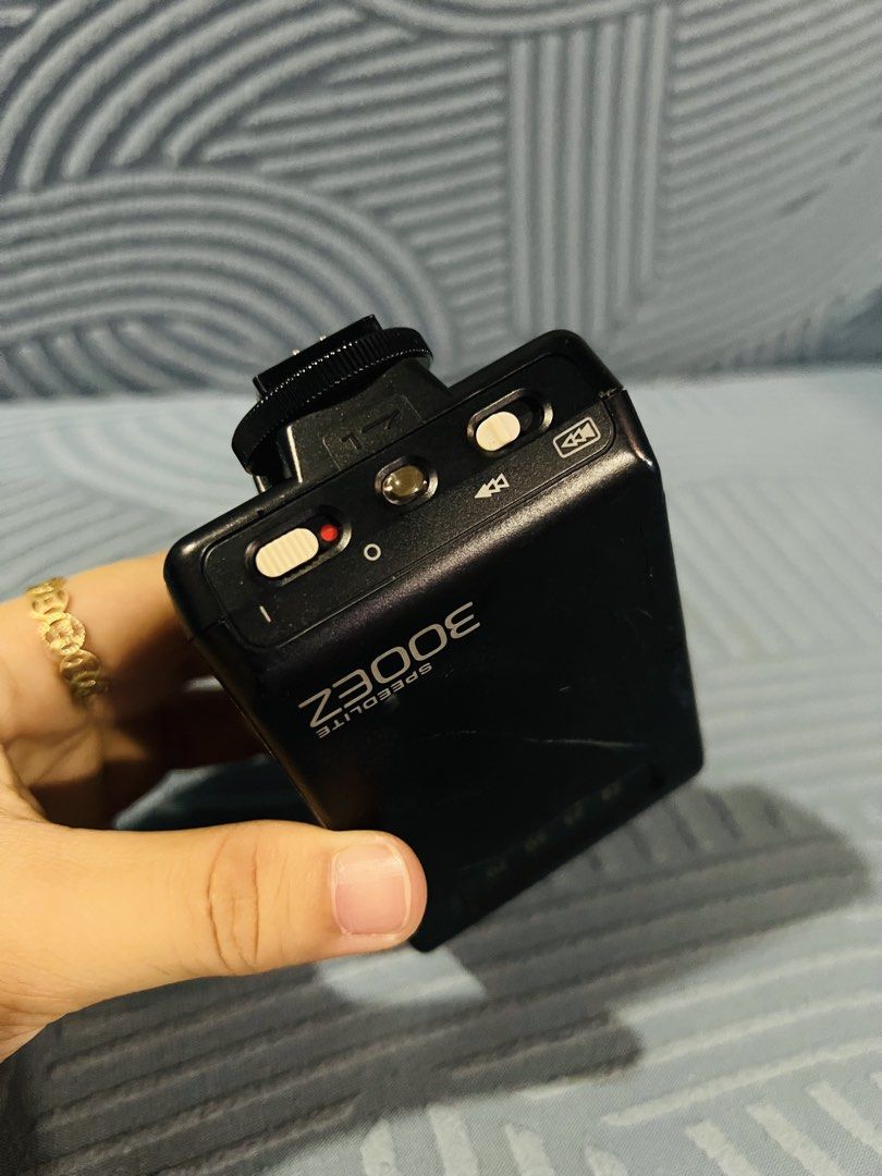 Affordable Canon Speedlite 300EZ 😍 (Category: Flashes) located in Malolos. Submitted by afford.japan (Listing ID 1438152962, Image 2). Description: Japan Surplus.