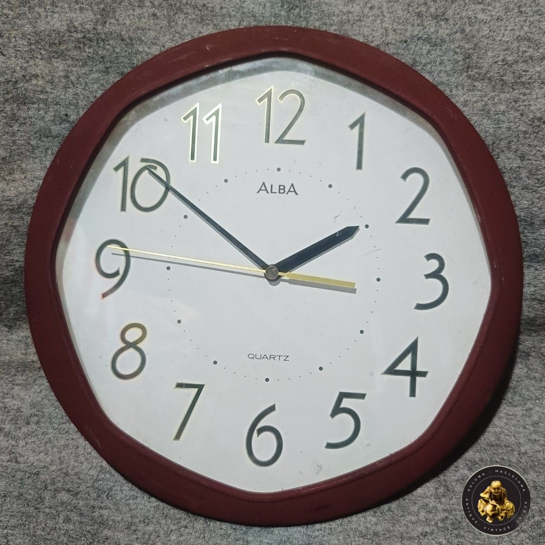 Alba Wall Clock (Category: Clocks) located in Meycauayan. Submitted by ka_luma (Listing ID 1438230793, Image 1). Description: quartz movement.