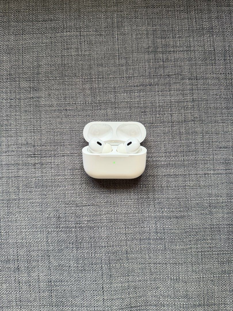 Apple AirPods Pro Gen 2 (Category: Earphones) located in Manila. Submitted by michaelh455 (Listing ID 1438157377, Image 3). Description: - Apple AirPods Pro Gen 2 with charging case - White charging case with usb c port - Includes mint green silicone case - Ready to use.