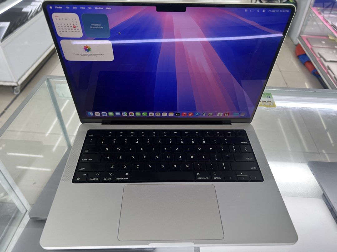 Apple MacBook Pro (Category: Laptops & Notebooks) located in Manila. Submitted by vaniextura (Listing ID 1438177056, Image 1). Description: - Silver Apple MacBook Pro 14inch - chip apple M1 - memory 16gb -storage 512ssd -cc 274 -max capacity 84% - Features a backlit keyboard - macOS interface displayed on screen - Includes a trackpad and function keys - Apple logo visible - Multiple ports available No issues or dents No history repair All good wo