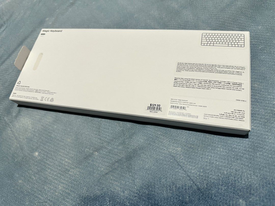 Apple Magic Keyboard - White - Brand New455451354030428161