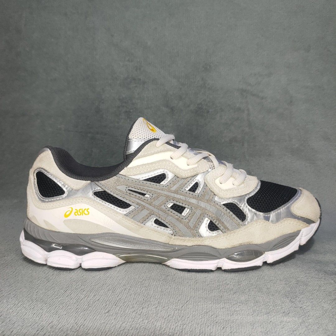 Asics Gel NYC - 43.5 EUR (Category: Sneakers) located in Iligan City. Submitted by uishoe (Listing ID 1438246568, Image 1). Description: Excellent Condition Minimal Heel Drags 9.5 US , 43.5 EUR + 150 SF for shipping.