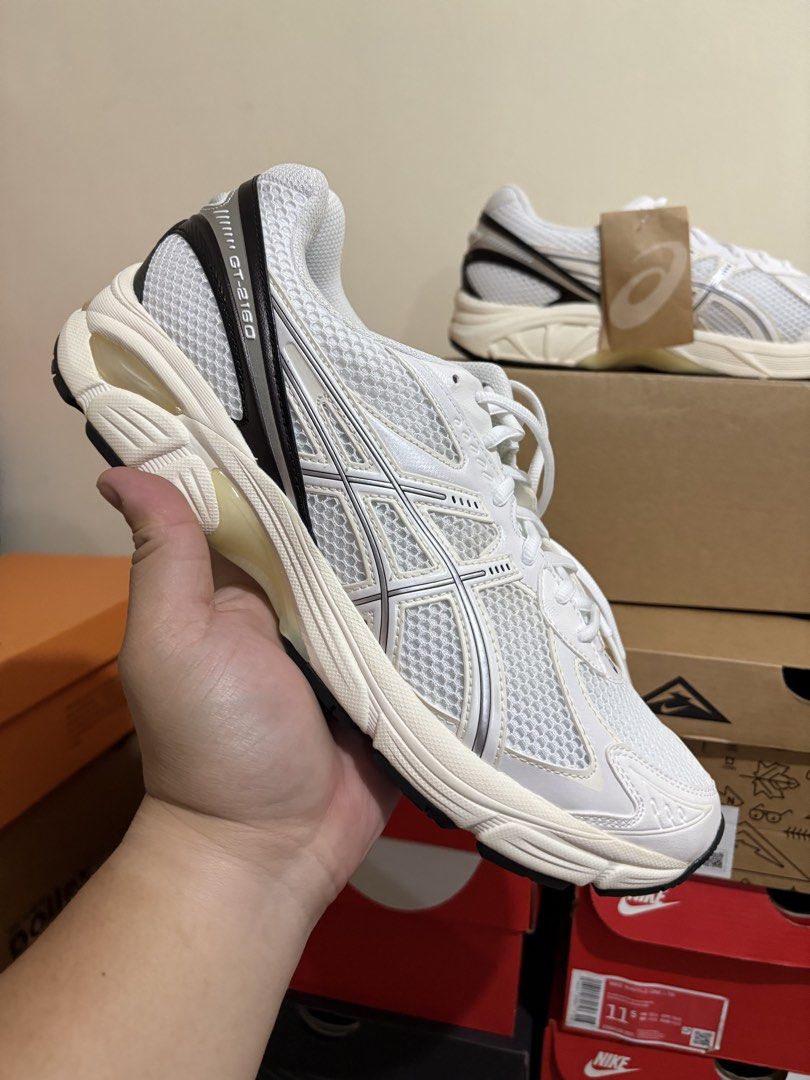 Asics GT 2160 White Black US 12 (Category: Sneakers) located in Quezon City. Submitted by helloqicks (Listing ID 1438261001, Image 1). Description: DECLUTTER. BRANDNEW PAIRS 🔘ASICS GT 2160 BLACK WHITE🔘 ➖US 12 ➖Brandnew 🏷️ Selling for 5,000 (SRP 8,690) ✅ ORIGINAL. LEGIT. AUTHENTIC ✅ MONEY BACK IF PROVEN FAKE 🔴 Shipping: Metro Manila - Lalamove or Grab 🔴 Location: BGC area 🔴 MOP: GCash / Maya / Bank Transfer ALL SALES FINAL. NO RETURN, NO EXC