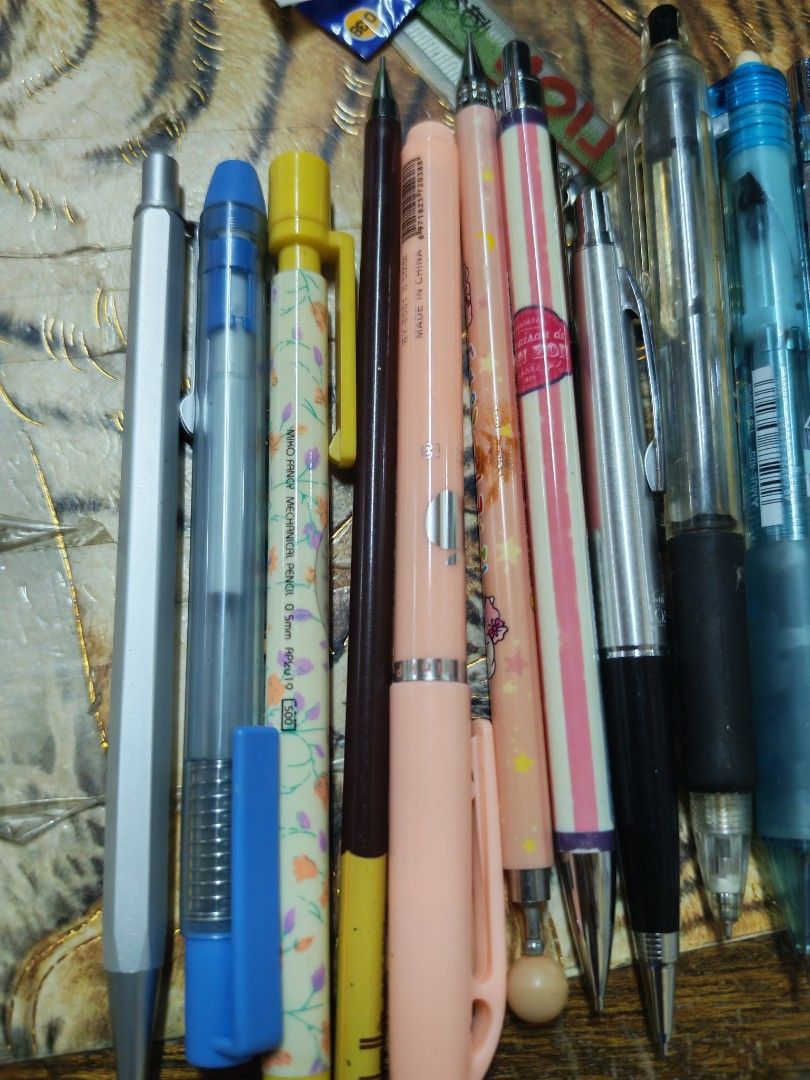 Assorted Mechanical Pencils (Category: Stationery & School Supplies) located in Manila. Submitted by GentleGiant (Listing ID 1438118199, Image 2). Description: - Assorted mechanical pencils - Various colors and designs - Includes lead refills -50 each or 5 for 200 - Suitable for everyday use - Variety of brands and styles.