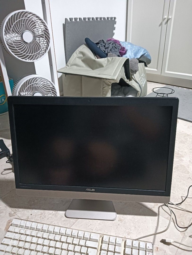 Asus i5 7Gen AIO PC456280444555110400
