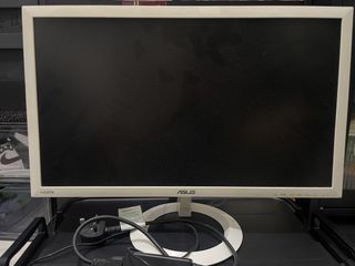 （分類：）位於 。 由 wait_a_2econd 提交（商品編號 1438228976，圖片 1）。簡介： 。