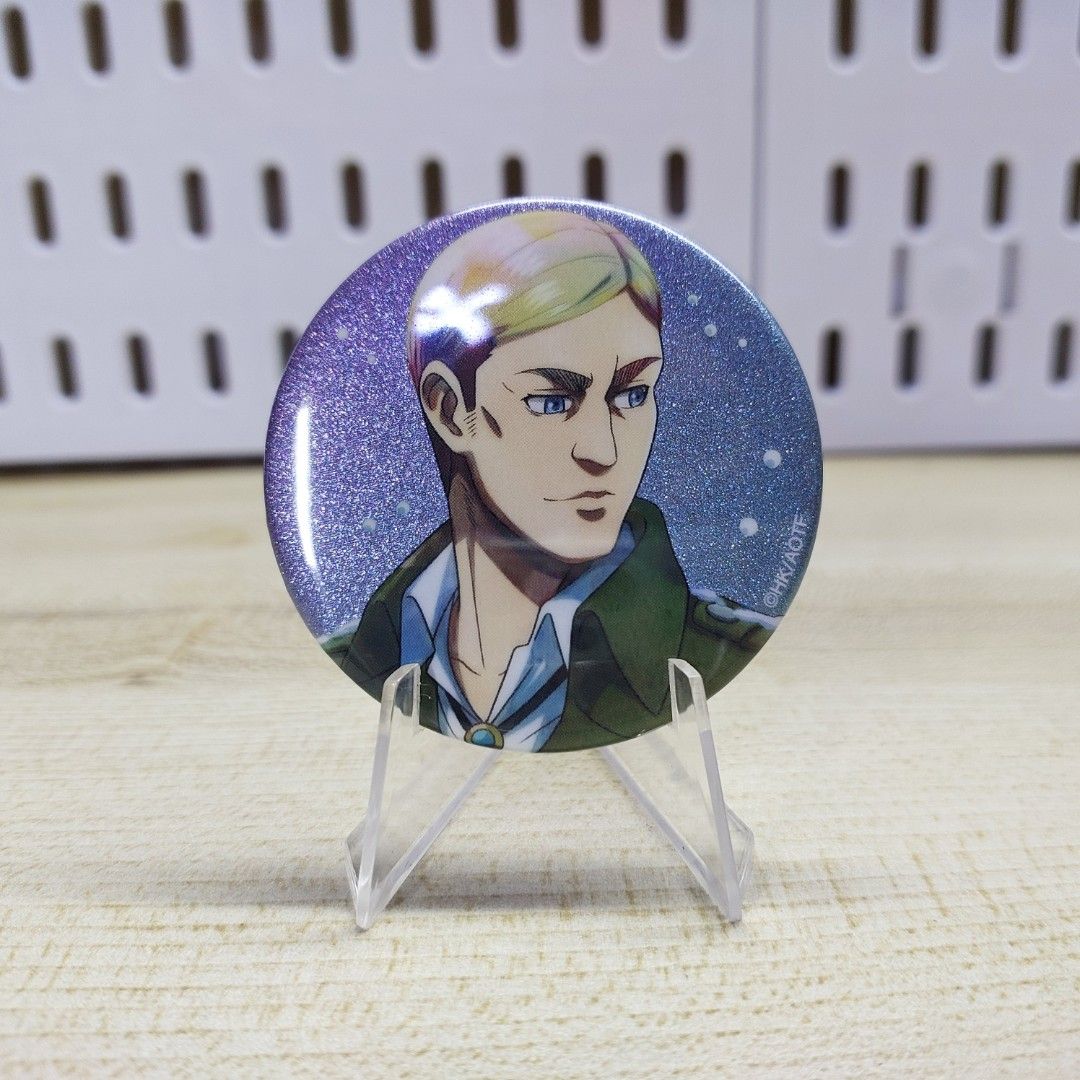 Attack on Titan Winter Steps ver. Erwin Smith Can Badge (Category: Figurines & Statues) located in Malabon City. Submitted by kyuujuuhachi (Listing ID 1438265414, Image 1). Description: .