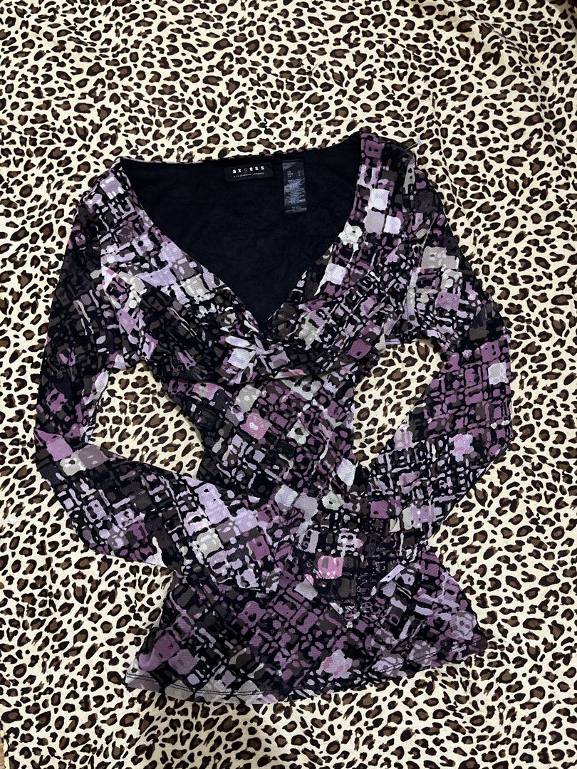 Y2k Axcess Funky Mesh Long sleeve Top (Category: Longsleeves) located in Apalit. Submitted by shopaholicdollie (Listing ID 1438263956, Image 1). Description: Super pretty!!! Seller’s Favorite No flawsss M-L .