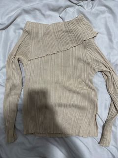 (Category: ) located in . Submitted by ceedy.star (Listing ID 1438241128, Image 1). Description: .