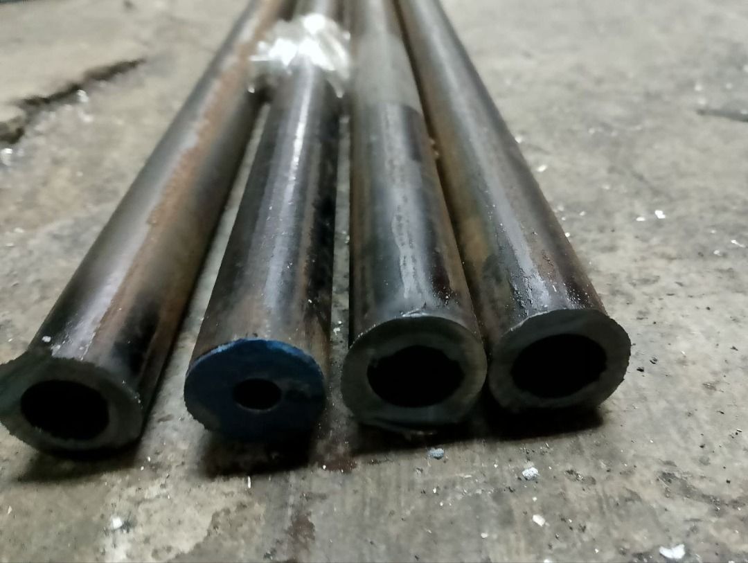BI Pipe Seamless Specs: 3/4"x6mtrs sch80 (Category: Everything Else Others) located in Manila. Submitted by joeyroque09 (Listing ID 1438154920, Image 3). Description: BI Pipe Seamless Specs: 3/4"x6mtrs sch80 Price: 1190.